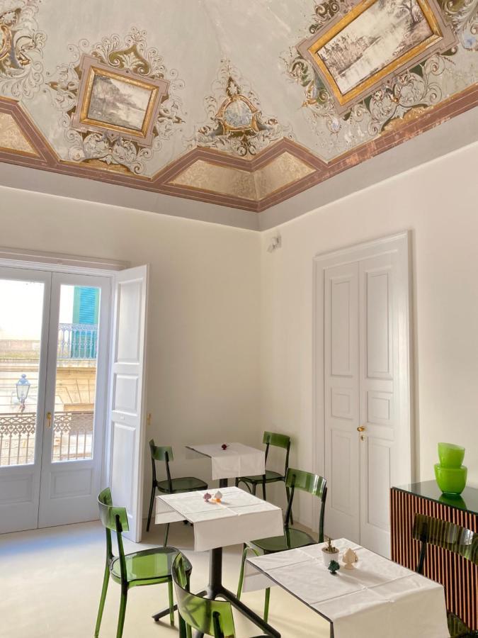 Palazzo Garibaldi - Luxury Suites Galatina Exterior photo